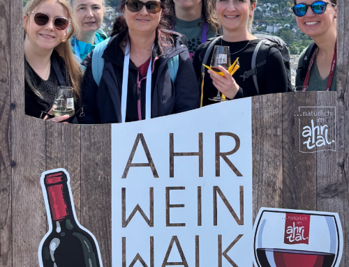Gute Laune, tolle Aussicht und ein Gläschen Wein